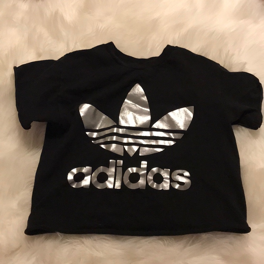 adidas T-shirt